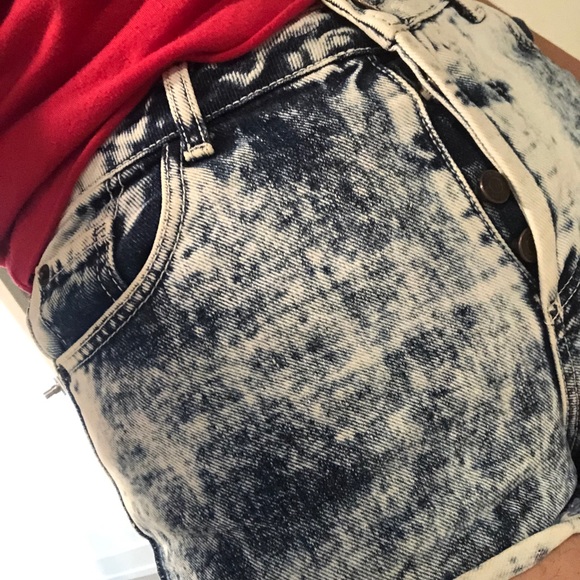 Jean Shorts - Picture 5 of 7